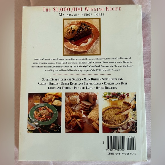 Pillsbury Best of the Bake Off Cookbook 350 Recipes Soft Cover Baking - Picture 4 of 5
